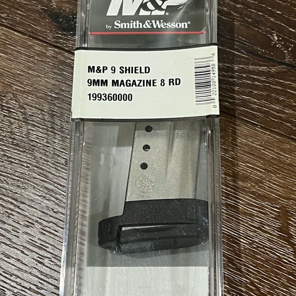 NWT M&P by smith and wesson 9 shield 4 total - Picture 6 of 8
